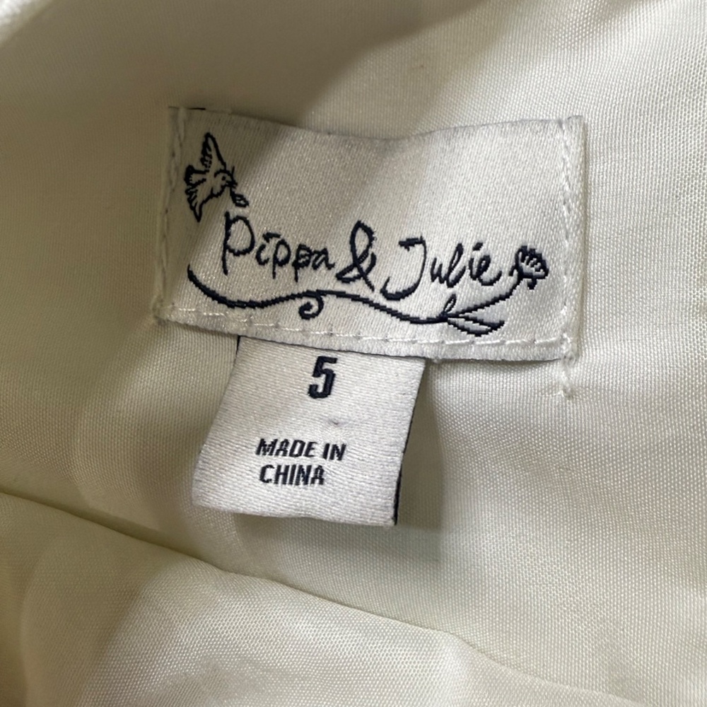 Pippa & Julie Girls Formal Dress, Size 5, Cream, Tulle, Flower Girl, Sleeveless - Picture 3 of 11